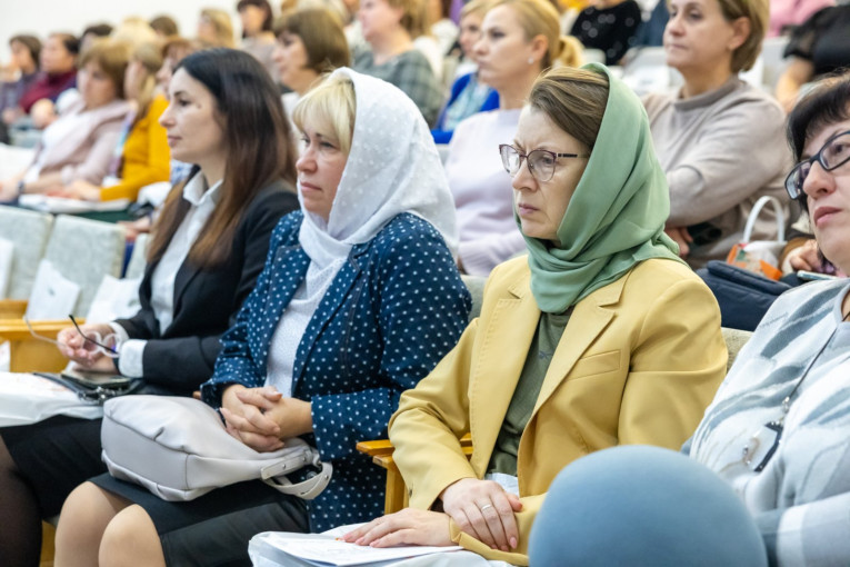 Покровские образовательные чтения 2024 Покровские образовательные чтения 2024.